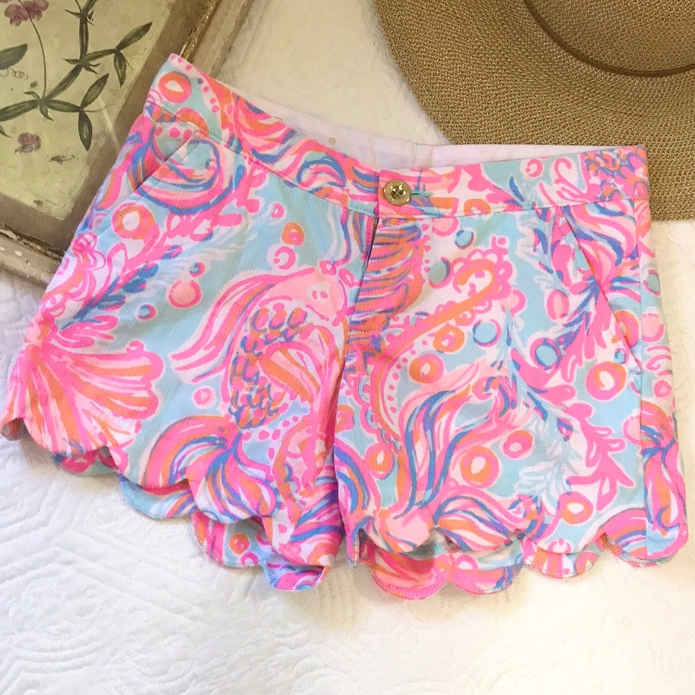 Lilly Pulitzer Buttercup Shorts Too Much Bubbly